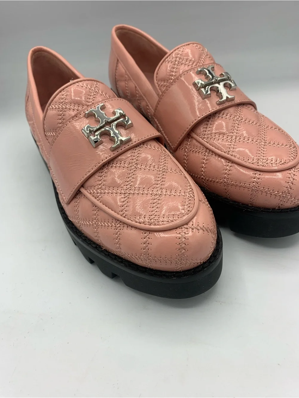 Tory Burch Blush Quilted Leather Loafers with Silver Logo size 5M